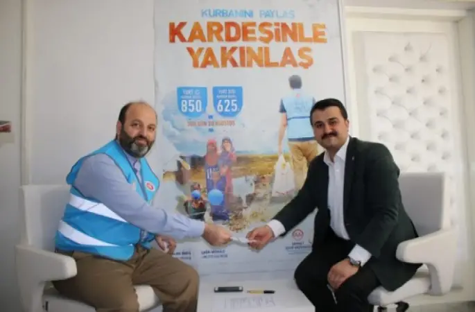 Yıldız’dan Diyanet Vakfına Kurban bağışı