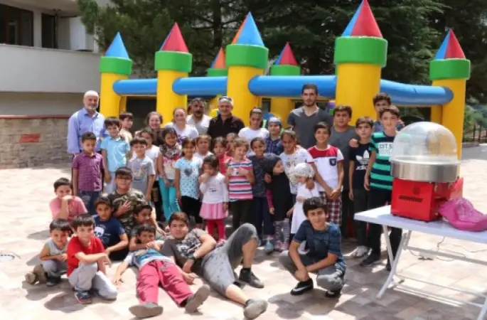 Kuran Kursu Öğrencilerini Sevindiren Sürpriz