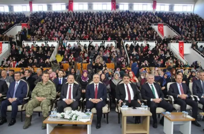 Muslu,Türkiye'de 934 bin 206 öğrenciye Kur'an eğitimi verilmektedir