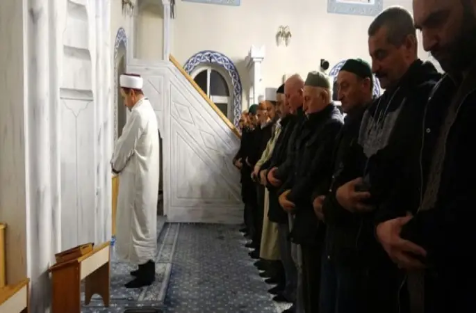 İmamın bir hareketi ile sabah namazı cemaati arttı