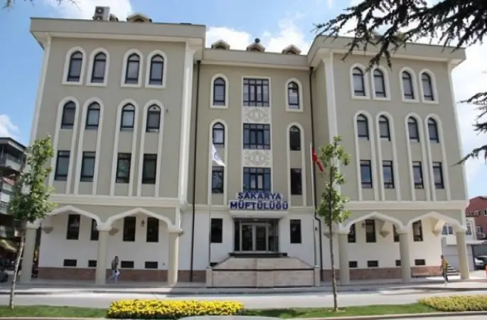 Sakarya'da açığa alınan 33 müftülük personeli görevine iade edildi