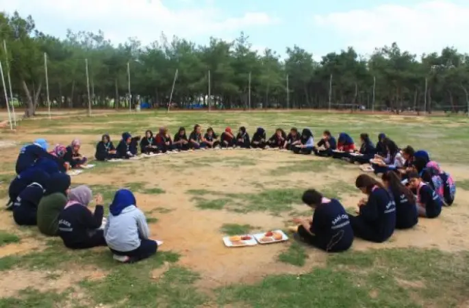 Kutlu Doğum İzci Kampı