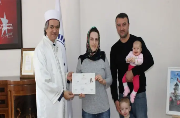 Rus asıllı Iulııa Müslüman oldu 