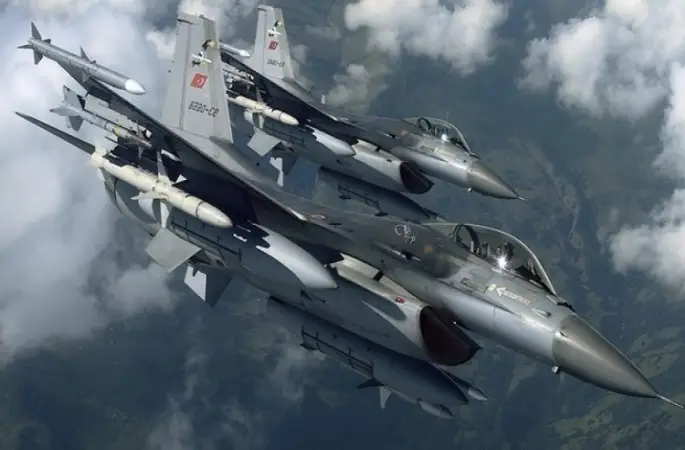 IŞİD hedeflerine ortak operasyon başladı