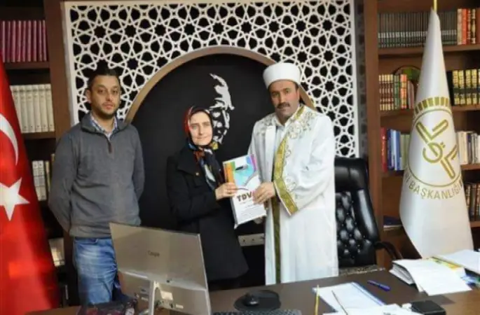 Alanya’da 3 yabancı Müslüman oldu