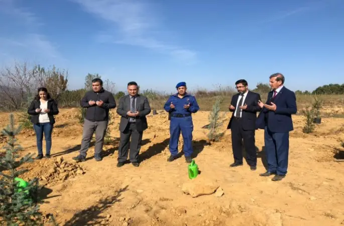 Fidanlar, İmam Mustafa Acar Anısına Toprakla Buluştu