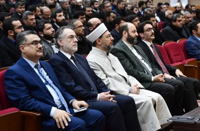 Diyanet İşleri Başkanı Erbaş,Görev yaptığımız mihraplar peygamber makamıdır