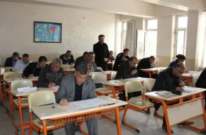 Sağlık personeli hac sınavı Batman'da yapıldı