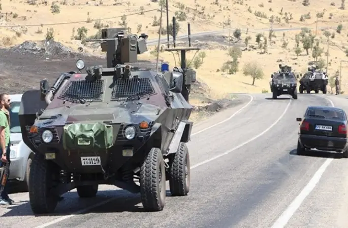 Şemdinli'de askere mayınlı saldırı