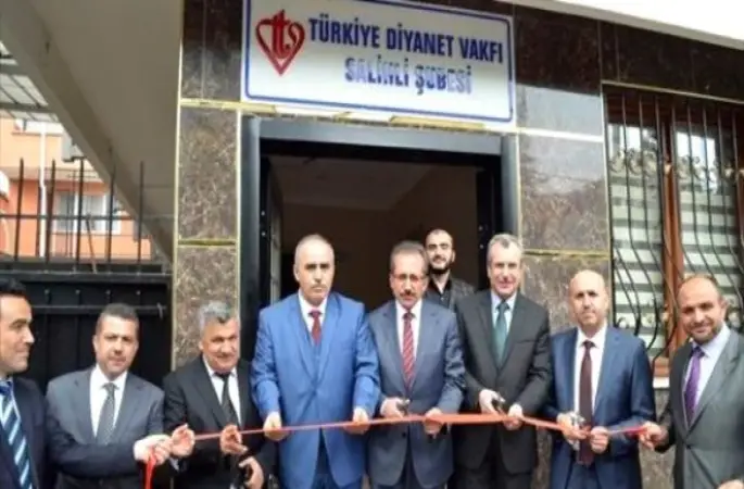 Diyanet Vakfı Salihli Şubesi Yeni Binasına Kavuştu