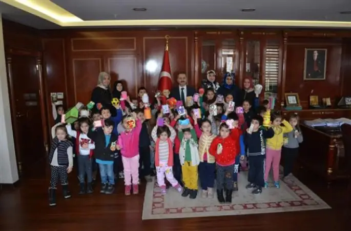 Minik Bedenli Büyük Yürekli Çocuklardan Yemen'e Anlamlı Yardım