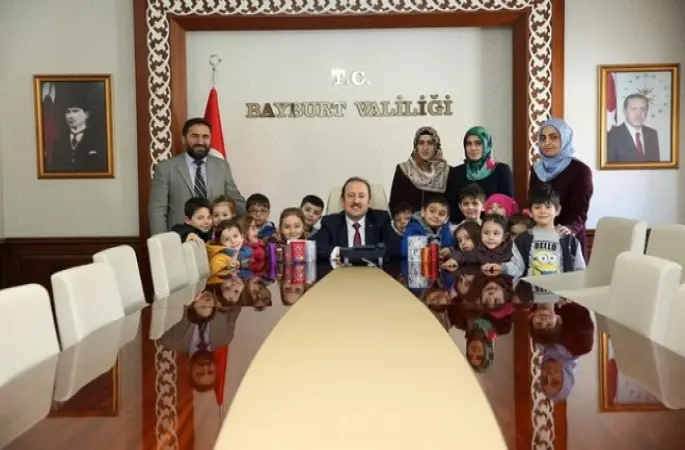 Minik yüreklerden anlamlı bağış