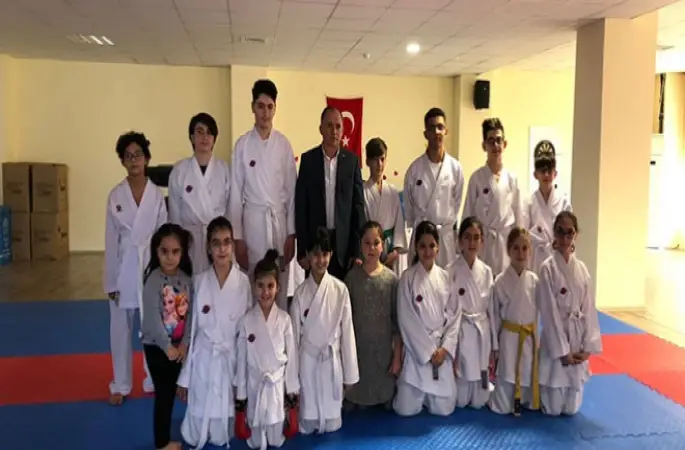 Bursa İl Müftülüğünün başlattığı karate kurslarına büyük ilgi