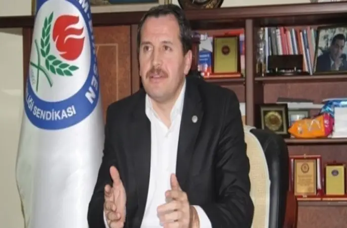 Memur-Sen Genel Başkanı Yalçın, İncelemesi biten memur acilen iade edilsin