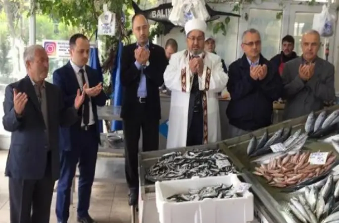 Lütfü Aydın , Müftü Vekilinden ilginç dua