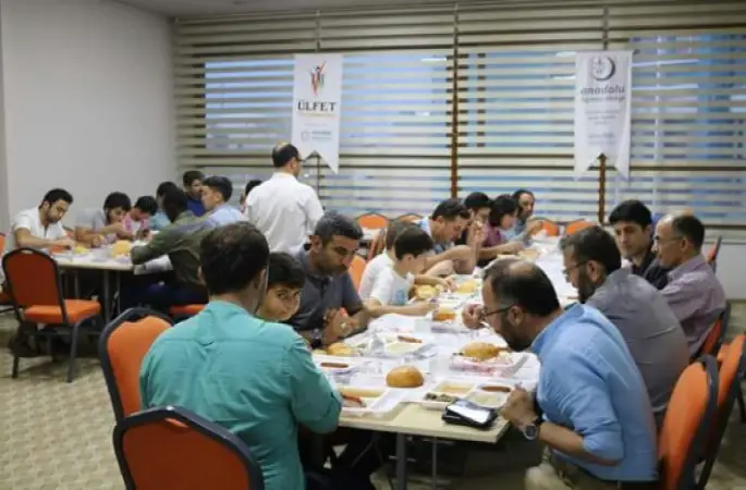ÇUDER,Uluslararası öğrencileri iftar sofrasında buluşturdu