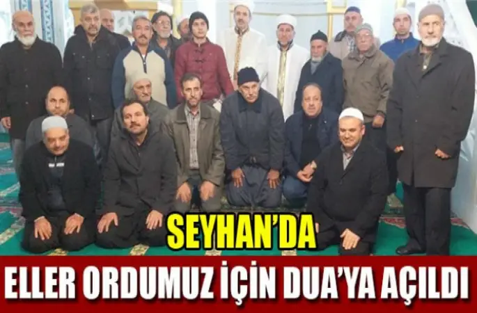 Seyhan’da Namazda Buluşan Vatandaşlar Mehmetçik İçin Dua Etti.
