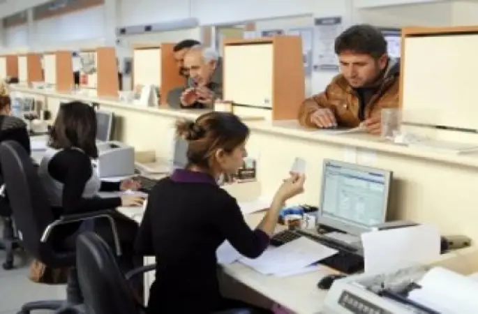 Memurlara karne dönemi