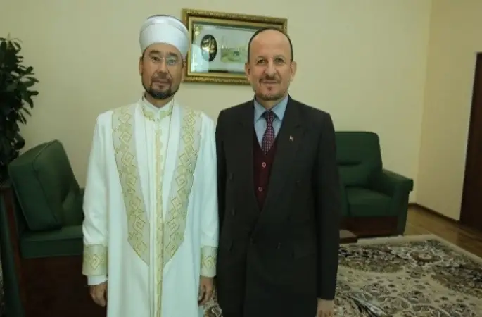 Kazakistan'dan Astana'da dinî eğitim kurumu talebi