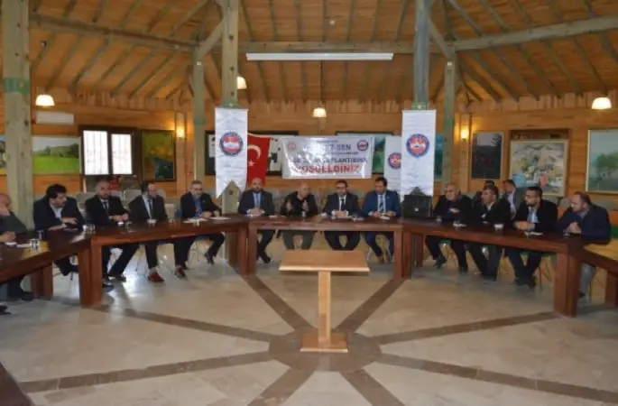 Diyanet-Sen Divan Toplantısını Gediz’de yaptı