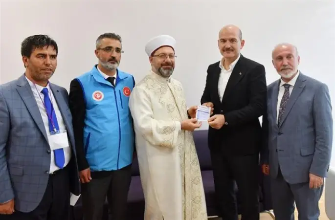 İçişleri Bakanı Soylu, TDV’ye kurban bağışında bulundu