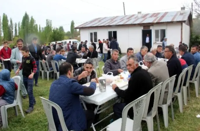Göcenoluk’ta Sıla-i Rahim etkinliği