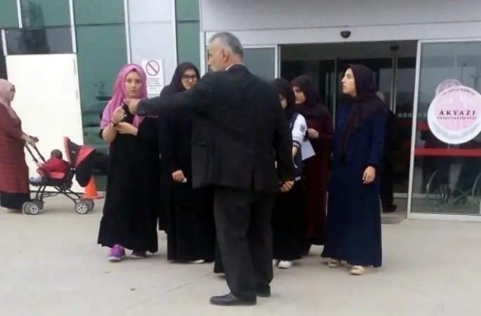 Kuran kursunda, 11 kız öğrenci yemekten zehirlendi