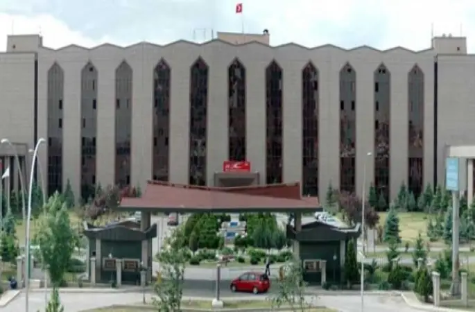 Diyanet,Nakil işlemlerini durdurdu