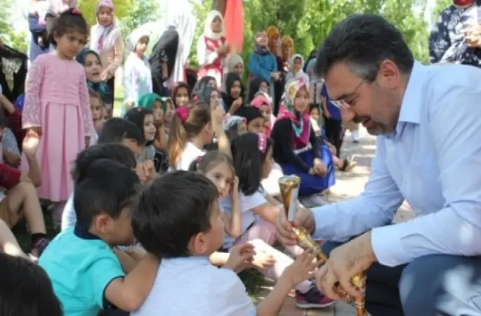 İl Müftüsü Erhan,Öğrencilerini ziyaret etti