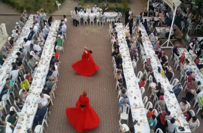 Numanoğlu Camii'nde Gönül Sofrası Kuruldu