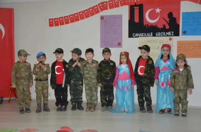 Miniklerden Duygulandıran Programı