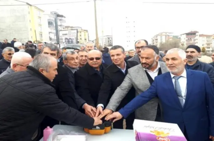 Yunus Emre Camii'in temeli atıldı