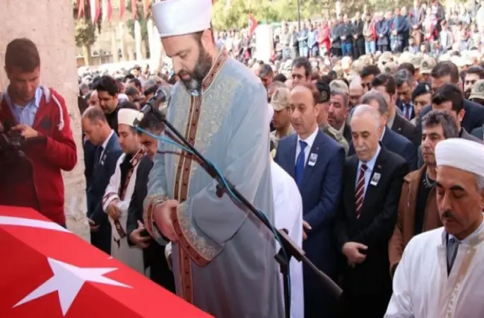 Afrin Şehidi ile Cumhurbaşkanı'na hakaretten tutuklandı