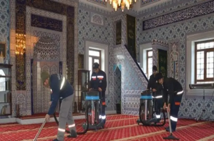 Doğubayazıt'ta Camiler'de "Mobil Temizlik Aracı" Dönemi