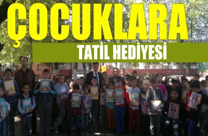 Keles Müftülüğü'nden çocuklara tatil hediyesi