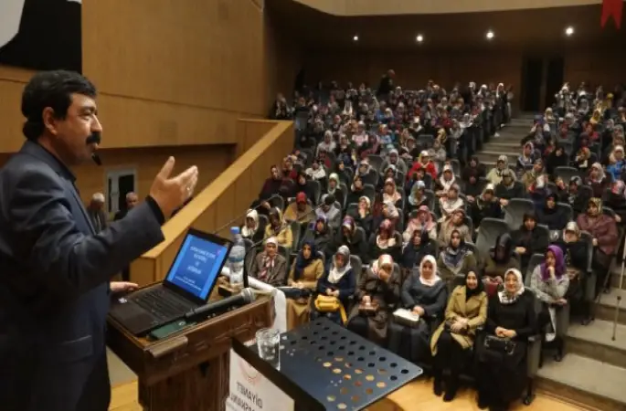 'Aileyi Kuran Ve Yaşatan Üç Kavram Vardır'