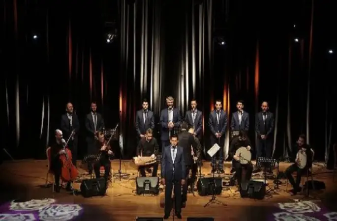 Din görevlilerinden 'İlahi Konseri'