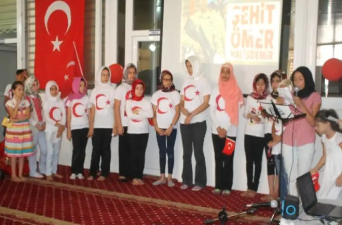 Kuran Kursu Öğrencileri 15 Temmuz'daki Birlik ve Beraberlik Ruhunu Yaşadılar