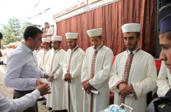 Ahlat'ta 29 Hafıza icazet Töreni