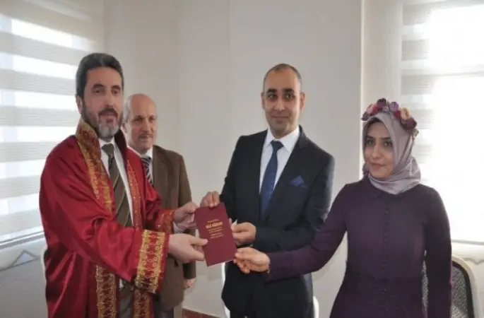 Kadirli Müftüsü Gündoğdu,İlk Resmi nikahı kıydı