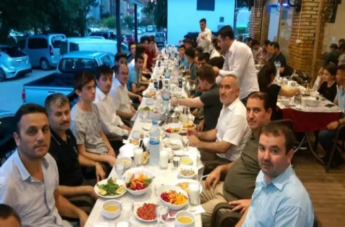 Müftü Gün, Öğrencilerle İftarda Buluştu