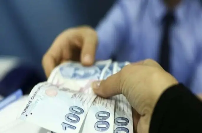 Memur maaşları, bayramdan önce yatacak mı?