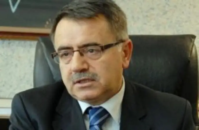 Bursa İl Müftüsü İzani Turan Muhteşem Yazısı ....Tefekkür