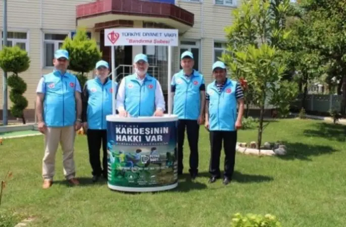 Müftülük,Fitre ve zekat standı açtı