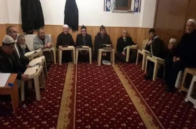 Yozgatlı Emekliler Kur’an okumayı öğreniyor