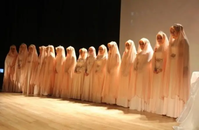 Hafizeler Taç Giyerek Mezun Oldu