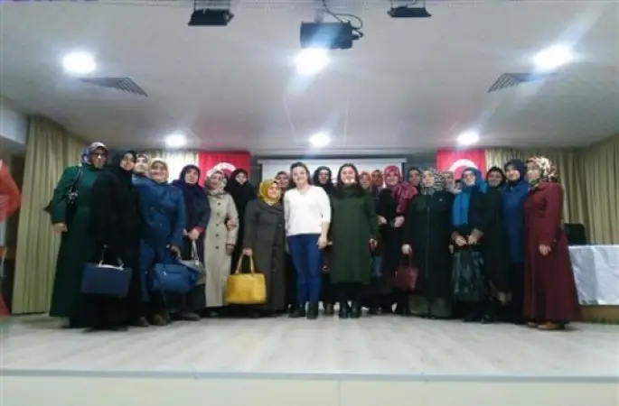 Tekirdağ’da çocuk psikolojisi konferansı