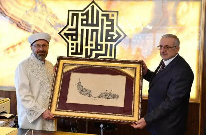 Erbaş, Selçuk İlçe Müftülüğü binasının açılış törenine katıldı