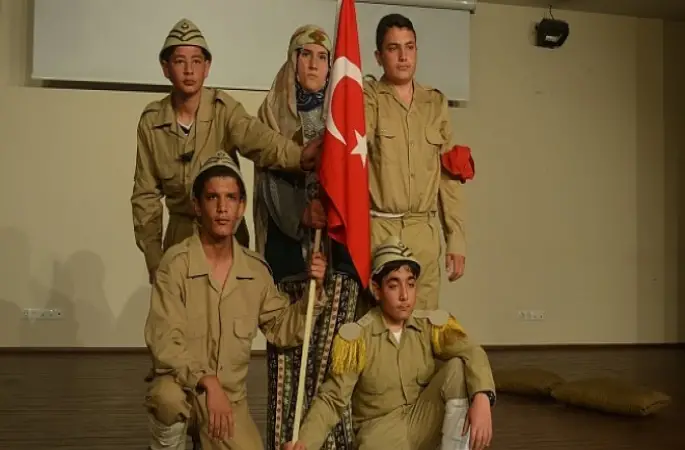 Sarıgöl Ve Kula'da Çanakkale Şehitleri Anıldı