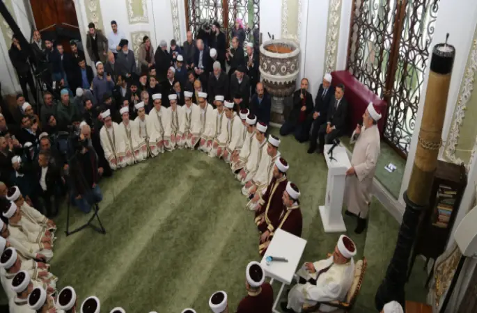 Fatih'de 25 erkek öğrenci, hafızlık icazetini aldı